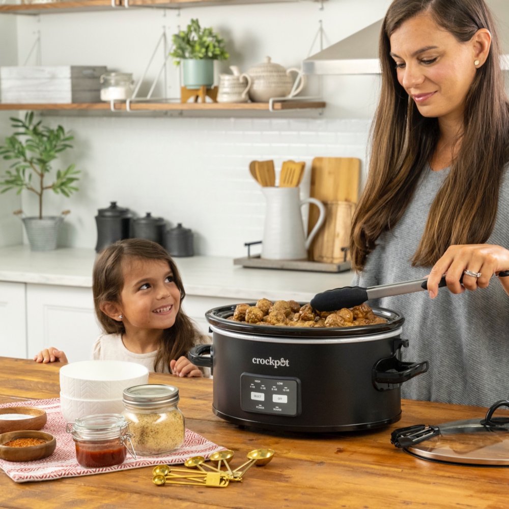 crock-pot-one-touch-control-6-quart-cook-and-carry-slow-cooker-matte-black-k1 Resized_2125185-3